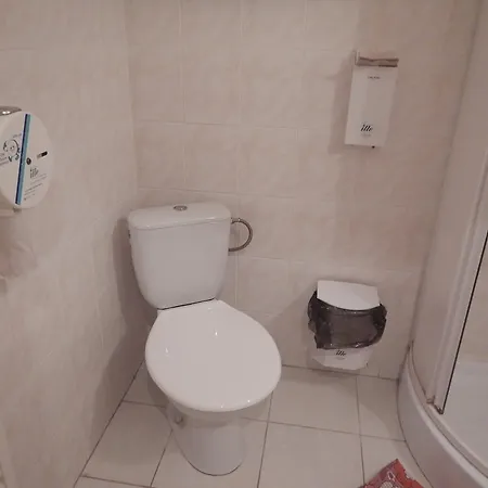 A Reštaurácia Pod Hradom, Turńa Nad Bodvou Pensión