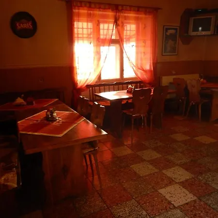 A Reštaurácia Pod Hradom, Turńa Nad Bodvou